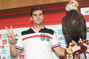 Жулио Сезар - новичок Бенфики, фото abola.pt