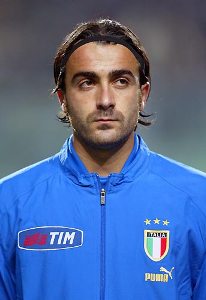 Господин Симоне в печали, Reuters