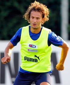 Джила вкалывает на тренировке, фото Getty