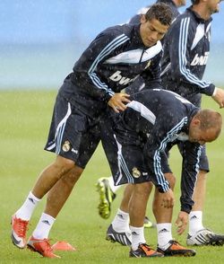 Снайдера заражают свиным гриппом, фото Getty