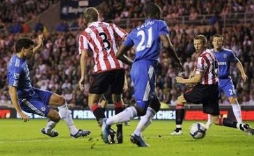 Баллак выводит Челси вперед, Reuters