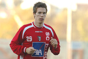 Роланд Линц, abola.pt