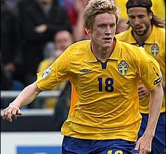 Расмус Эльм, thesun.co.uk