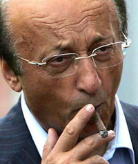 Лучано Моджи 