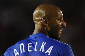 Николя оглядывается на свою карьеру, АР