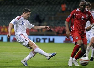 Семшов открывает счет! Фото AP