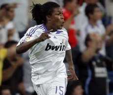 Ройстон Дренте, АР