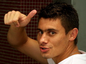 Алекс, globo.com