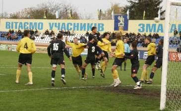 Битва в Ахтырке, фото fcnaftovyk.com.ua