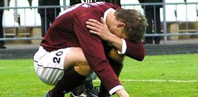 Тише, Сашечка, не плач, ты забьешь сегодня мяч