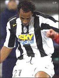 Джонатан Зебина