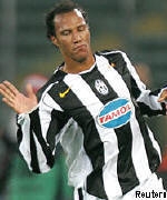 Джонатан Зебина