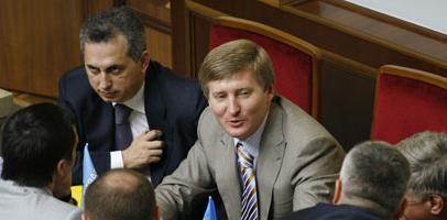 Борис Колесников (слева)