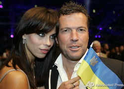 Ему бы предложение из Украины...