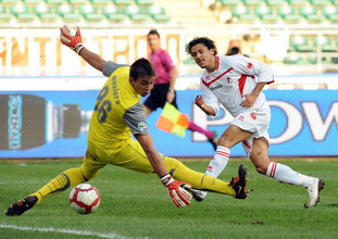 Баррето расписывается в воротах Лацио, АР