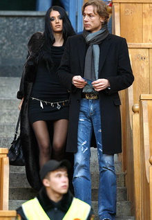 Валерий и Альба, google.com