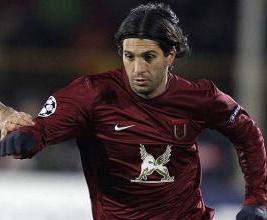 Чори Домингес