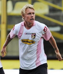 Симон Кьяер, AP