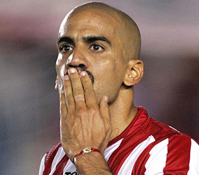 Хуан Себастьян Верон, momento24.com