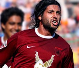 Алехандро Домингес, cielosports.com