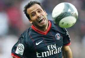 Людо Жюли кривит от игры ПСЖ, фото football365.fr