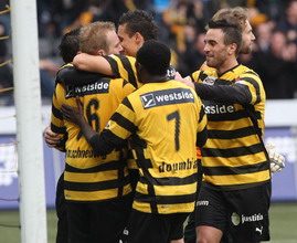 Только что Базель получил вторую банку...  www.bscyb.ch.