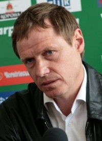 Олег Кононов