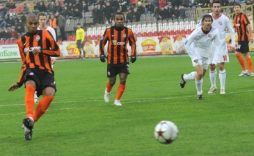 Ферна был точен, фото ФК Шахтер