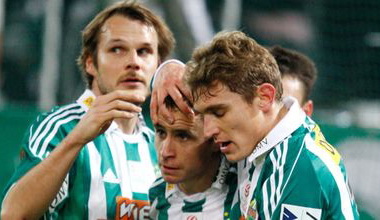 Рапид вырвался в лидеры, фото ФК Рапид