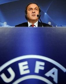 Новая гарнитура Hands-free? фото AFP