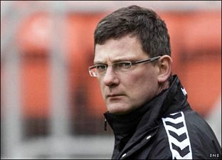 Крэйг Левейн, SNS