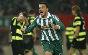 Только что Салихи ввалил третий, Reuters