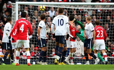 Фабрегас открывает счет, Getty Images