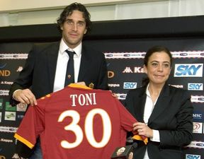 Лука Тони, Reuters