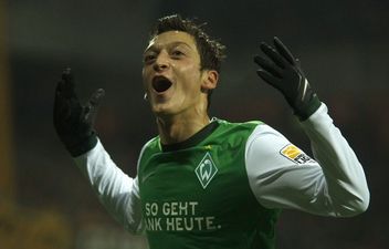 Месут Езил, Reuters