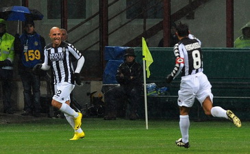 Сиена снова едет в Милан - шоу быть? АР