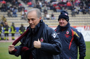 Наставник Болоньи Франко Коломба, АР