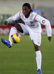 Мануэль Фернандеш, nhandinh.vn