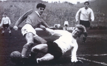 Китч атакует молодого Джорджа Беста