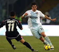 Александар Коларов, AP