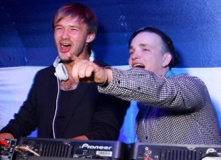 Слева Сычев, справа - нет!, фото promodj.ru