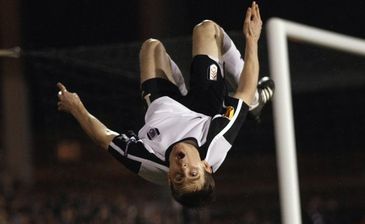 Акробатический этюд Геры, Reuters