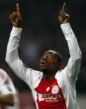 Эйонг Эно, Reuters