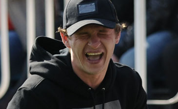 И нам тоже смешно... Фото Ильи Хохлова, Football.ua 