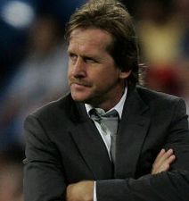 Бернд Шустер, golafavor.com