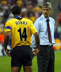 У Анри и Венгера претензии к Хауге, АР