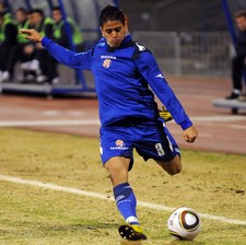 Один из самых активных игроков матча Луис Ибаньес, фото gnkdinamo.hr