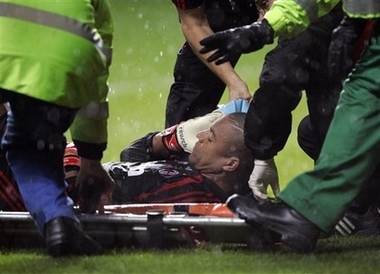 Бедняжка:), АР