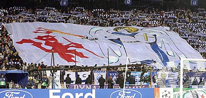 Так бы и на поле :) fcdynamo.kiev.ua