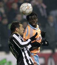 Авторы голов Бобо и Тайво, АР